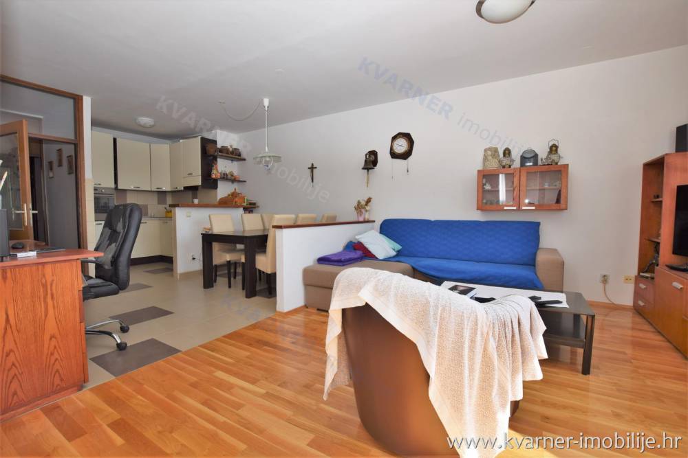 APARTMENT IN NJIVICE - 200 METERS FROM THE BEACH - SEA VIEW!