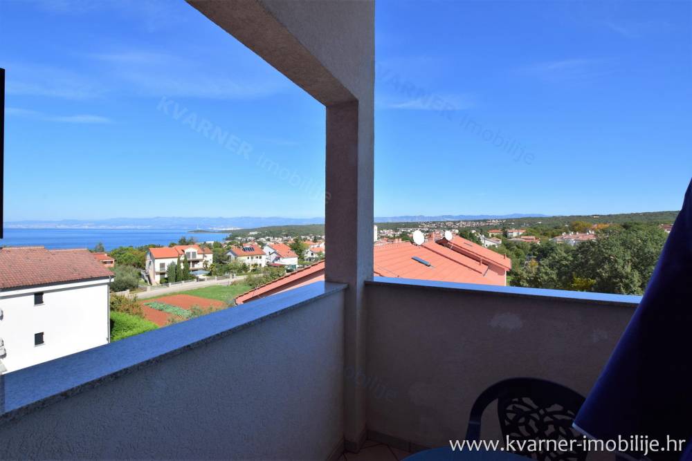 MALINSKA - Opportunity! Apartment with a beautiful sea view!