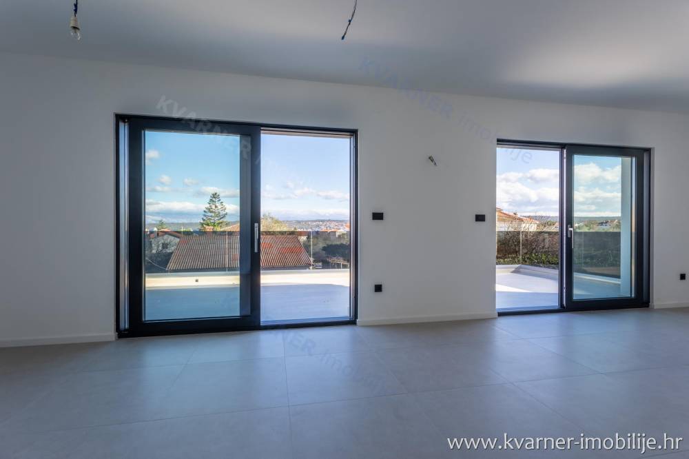 Luxury real estate in Port with two apartments and swimming pool!