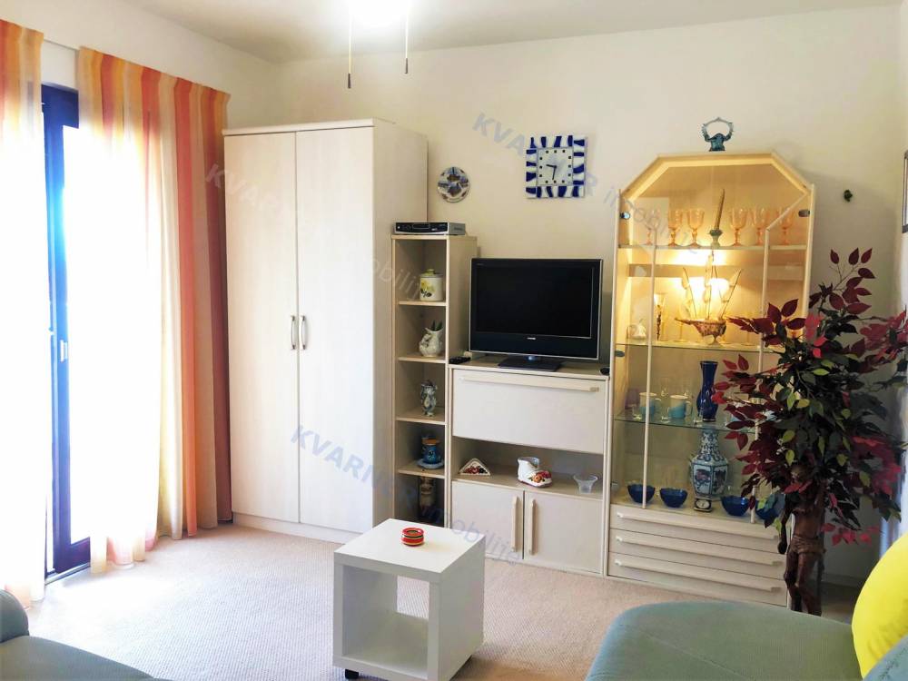OPPORTUNITY! Apartment in Malinska with sea view