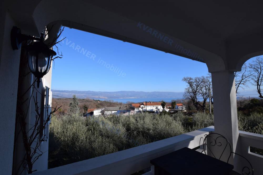 Otok Krk - Luksuzna kamnita hiša s pogledom na morje in oljčni nasad | Kvarner imobilije