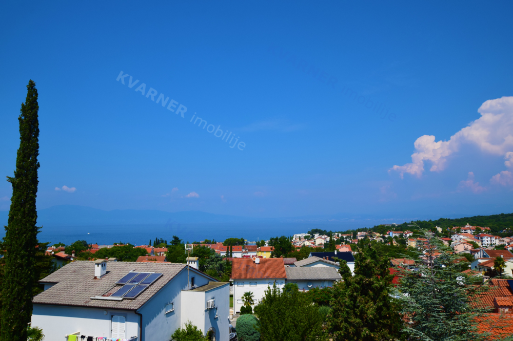 NUR IN UNSEREM ANGEBOT! Wohnung mit Panoramablick auf das Meer - Malinska