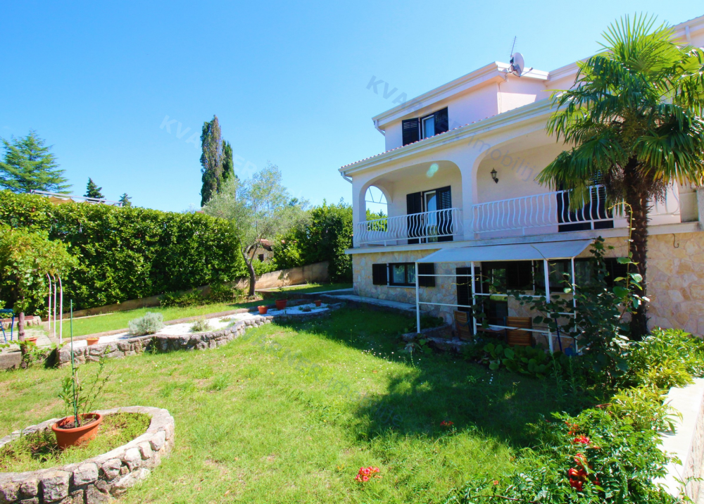 Malinska! Detached house only 150m from the beach