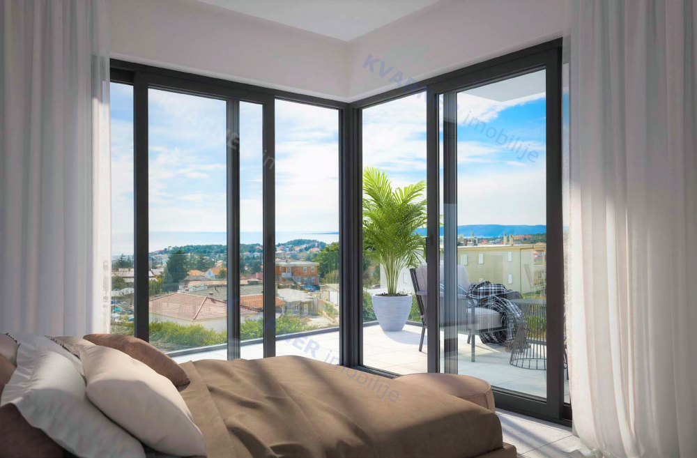 Luxus-Maisonette-Wohnung mit Garten und wunderschönem Meerblick, zu verkaufen!