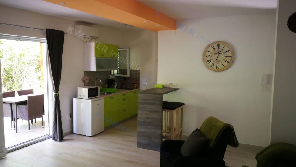 New building in Malinska !! Furnished ground floor apartment with garden!