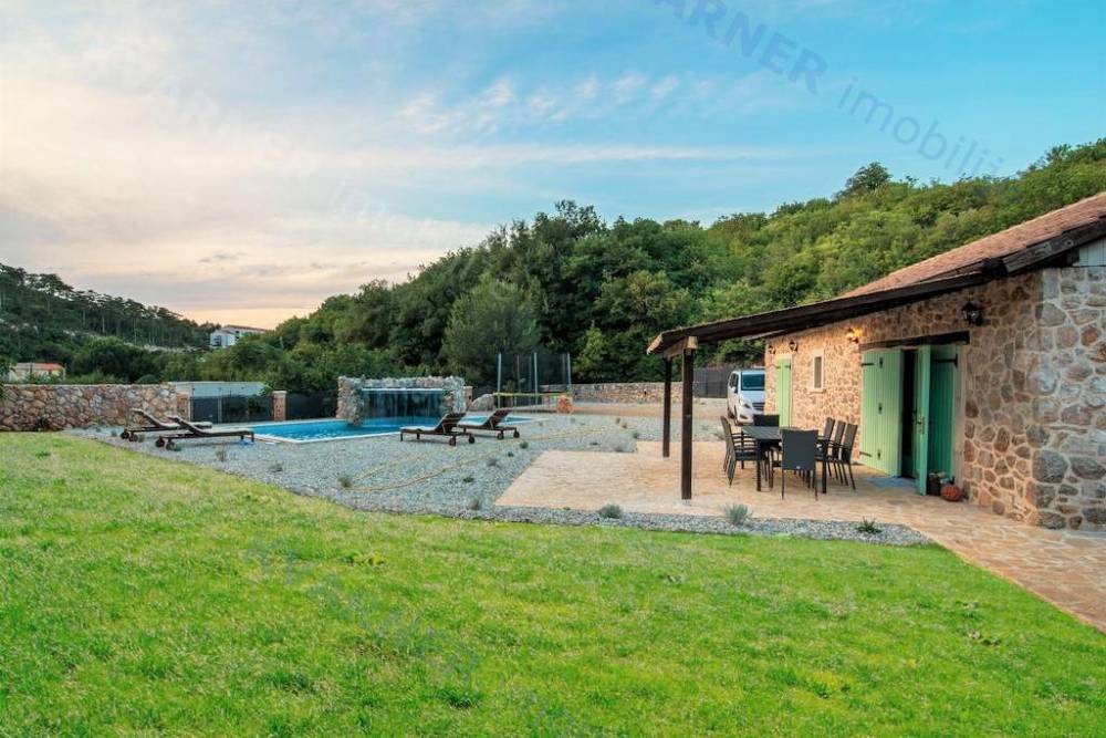 Stone house with pool and garden in a quiet location! Vrbnik