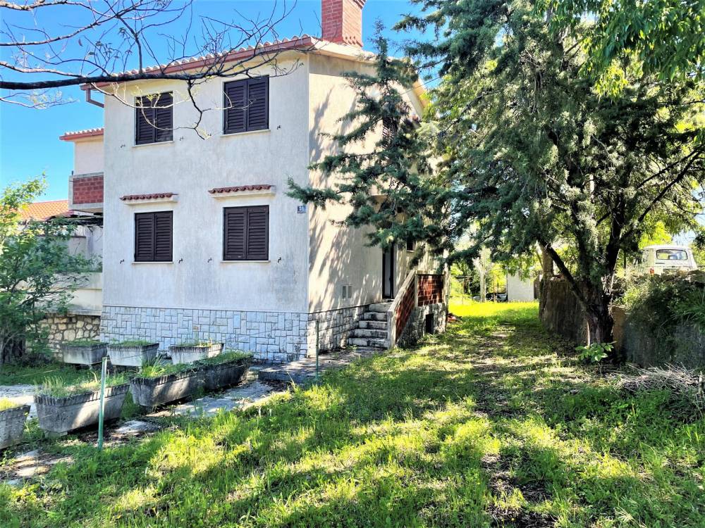 Semi-detached house near Šilo! For sale!