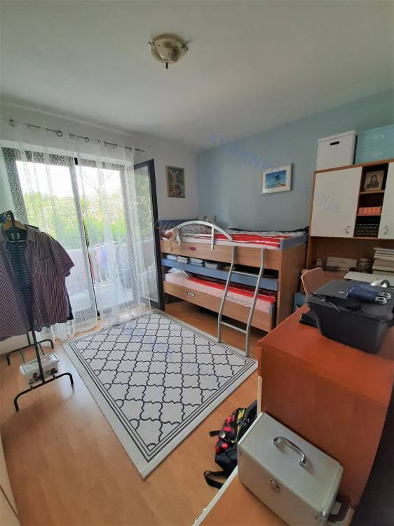 Malinska - ausgezeichnete Wohnung mit zwei Schlafzimmern !!