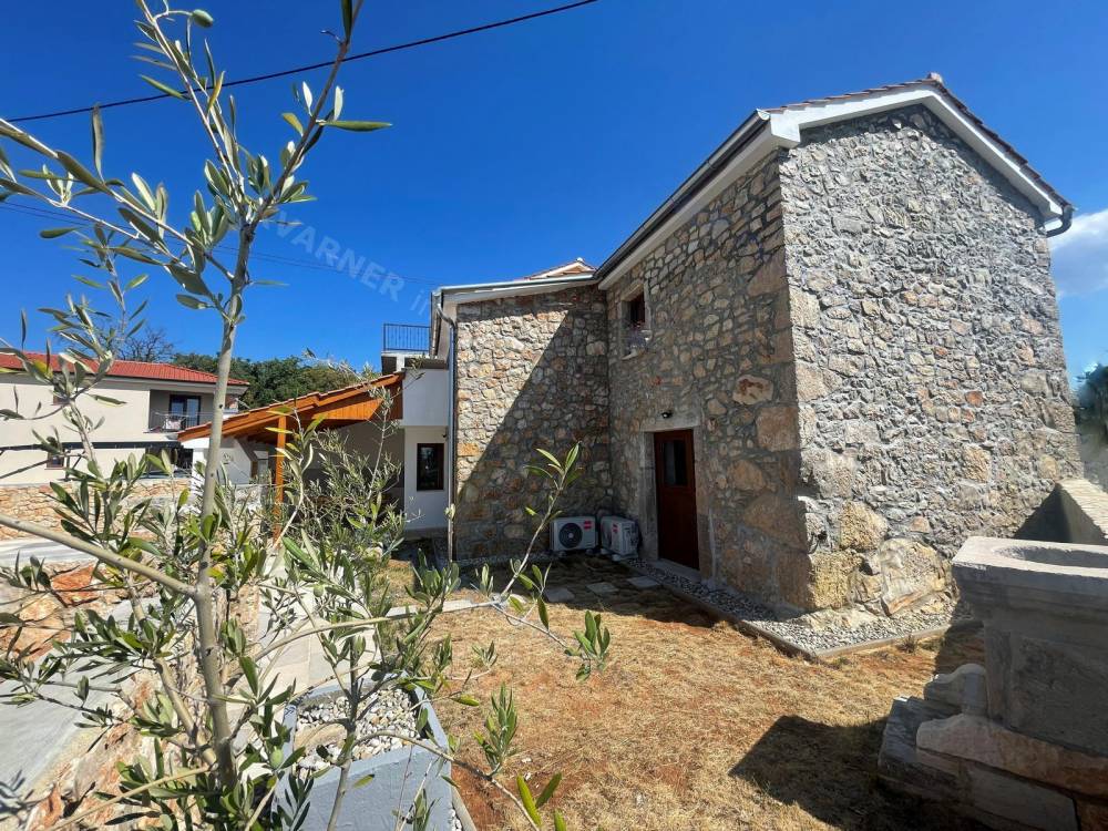 A Renovated Stone House with Garden and Swimming Pool
