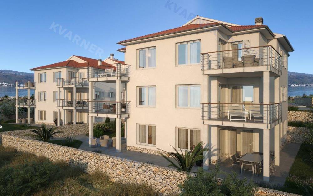 Amazing Beachfront Location! Apartment with an Open Sea View!