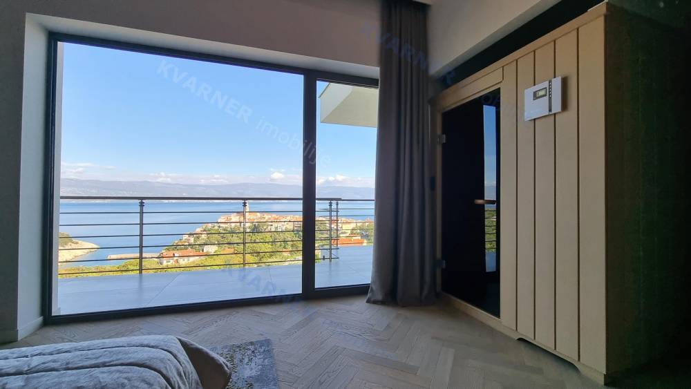 Luksuzna vila s sodobnim dizajnom, edinstvenim pogledom na morje!