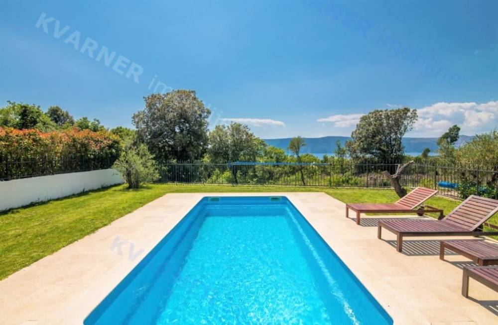 Rustic villa with a sea view! Surroundings of the town of Krk