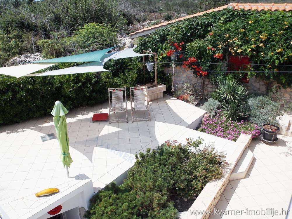 300 M FROM THE BEACH! Furnished Stone House in the Quiet Area of the Island with a Sea View!