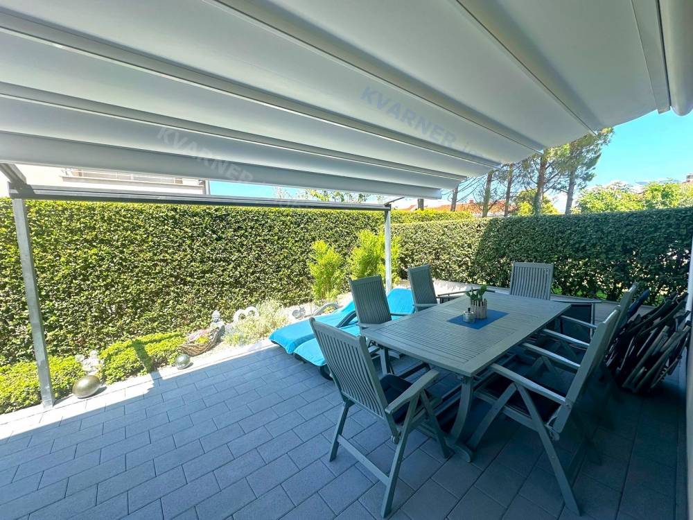 Two modern apartments with a view and garden - Malinska!