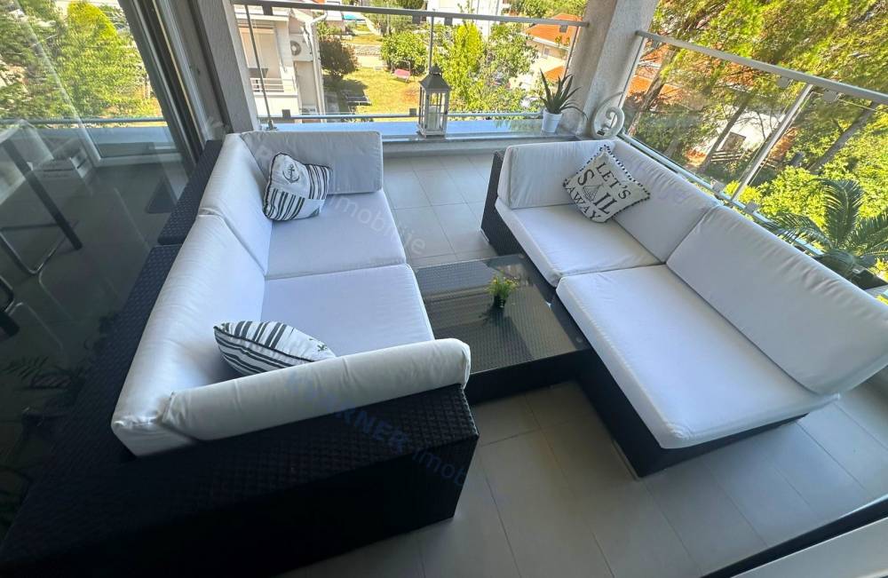 Two modern apartments with a view and garden - Malinska!