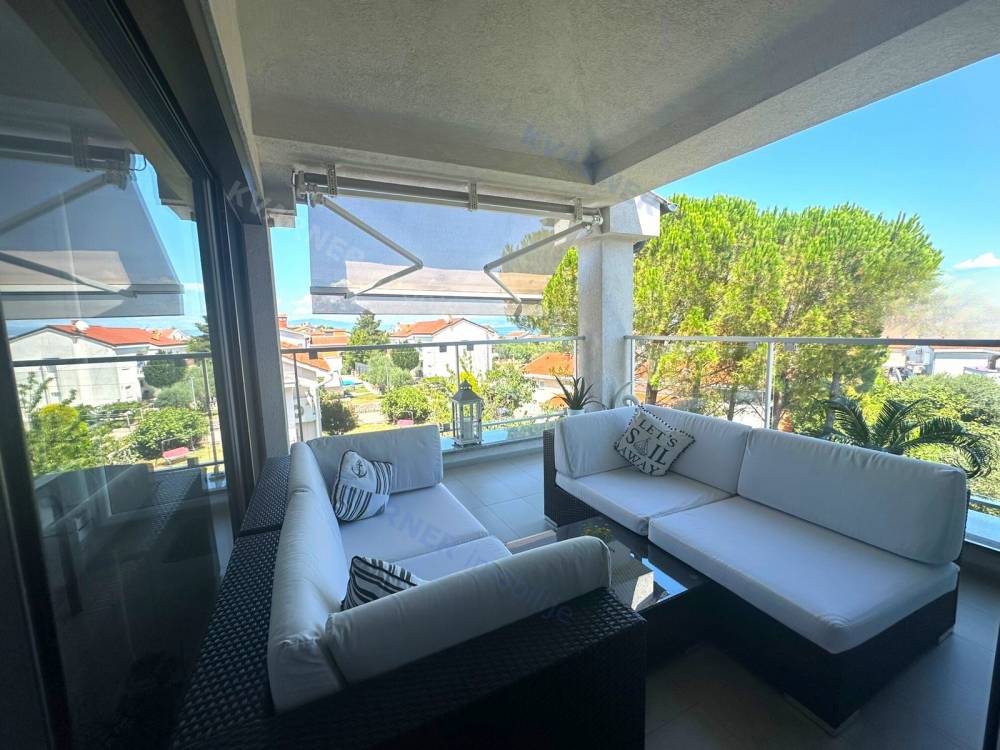 Two modern apartments with a view and garden - Malinska!