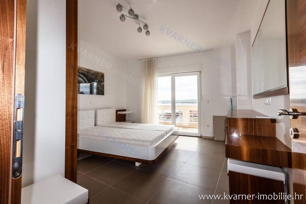 CRIKVENICA ZENTRUM!! Luxury eingerichtete Wohnung mit Panoramablick aufs Meer!!