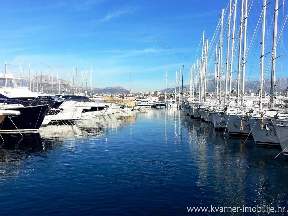 Jachthafen in Crikvenica Riviera mit 4500 qm Land!!