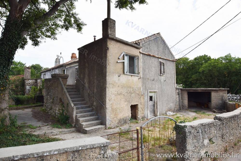 Two stone houses with large garden! Excellent potential!