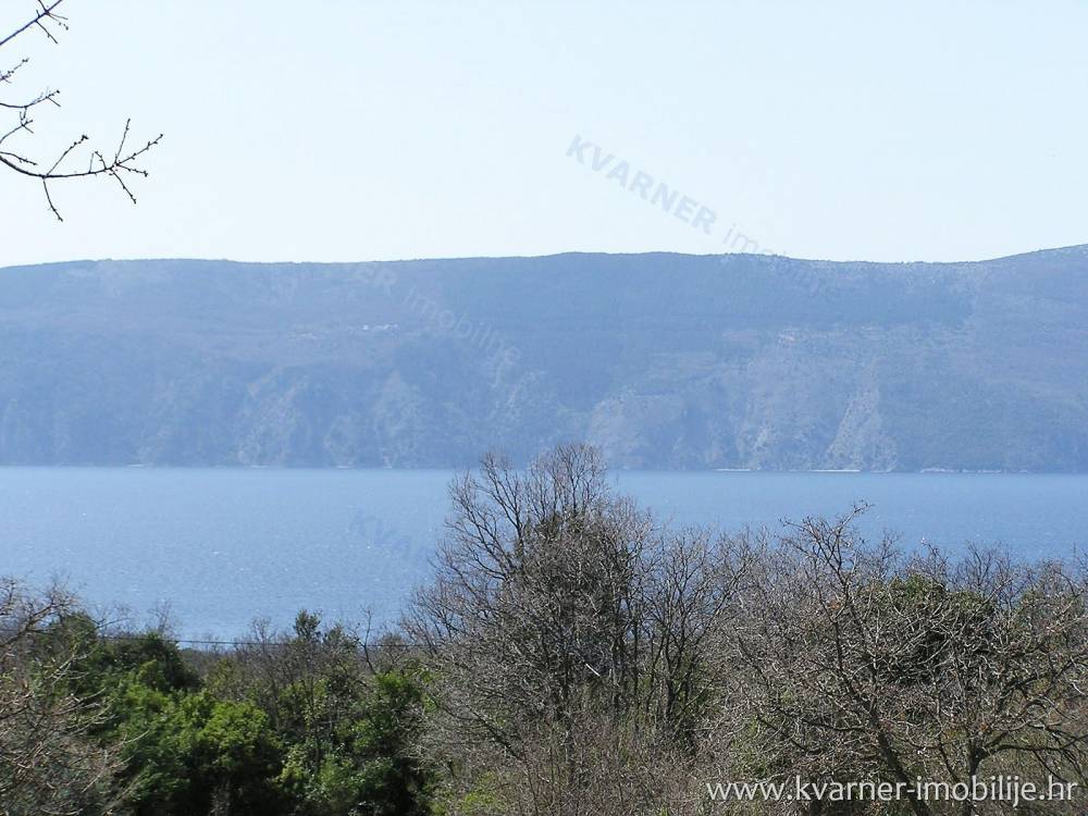Houses for sale on the island of Krk / Town Krk countryside, Šotovento area / New house with 2 separate flats and open sea view!!