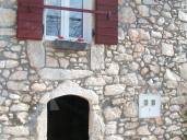 Otok Krk, okolica mesta Dobrinj / Autohtona kamnita hiša z dvoriščem in veliko "konobo"!!