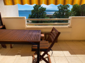 Crikvenica - apartman sa pogledom na more, 20 m od plaže!