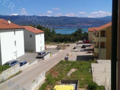 Furnished apartment with sea view in a quiet location !!