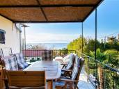 TOP LOCATION - house with 2 apartments 80 m from the sea
