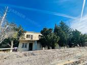 EXCLUSIVE LOCATION!! Detached house BY THE BEACH!!