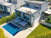Malinska – Nova urbana vila z bazenom in pogledom na morje! | Kvarner imobilije