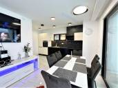 Luxurious Apartment with Garden and Swimming Pool. Top Location!