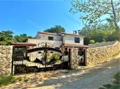 Rustic villa with a garden and a pool - Island of Krk