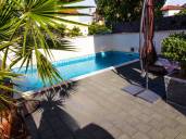 Ground floor apartment with garden and private pool!