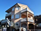 60 M OD PLAŽE!! Samostojeća obiteljska kuća s garažom, velikom terasom i panoramskim pogledom na more!!